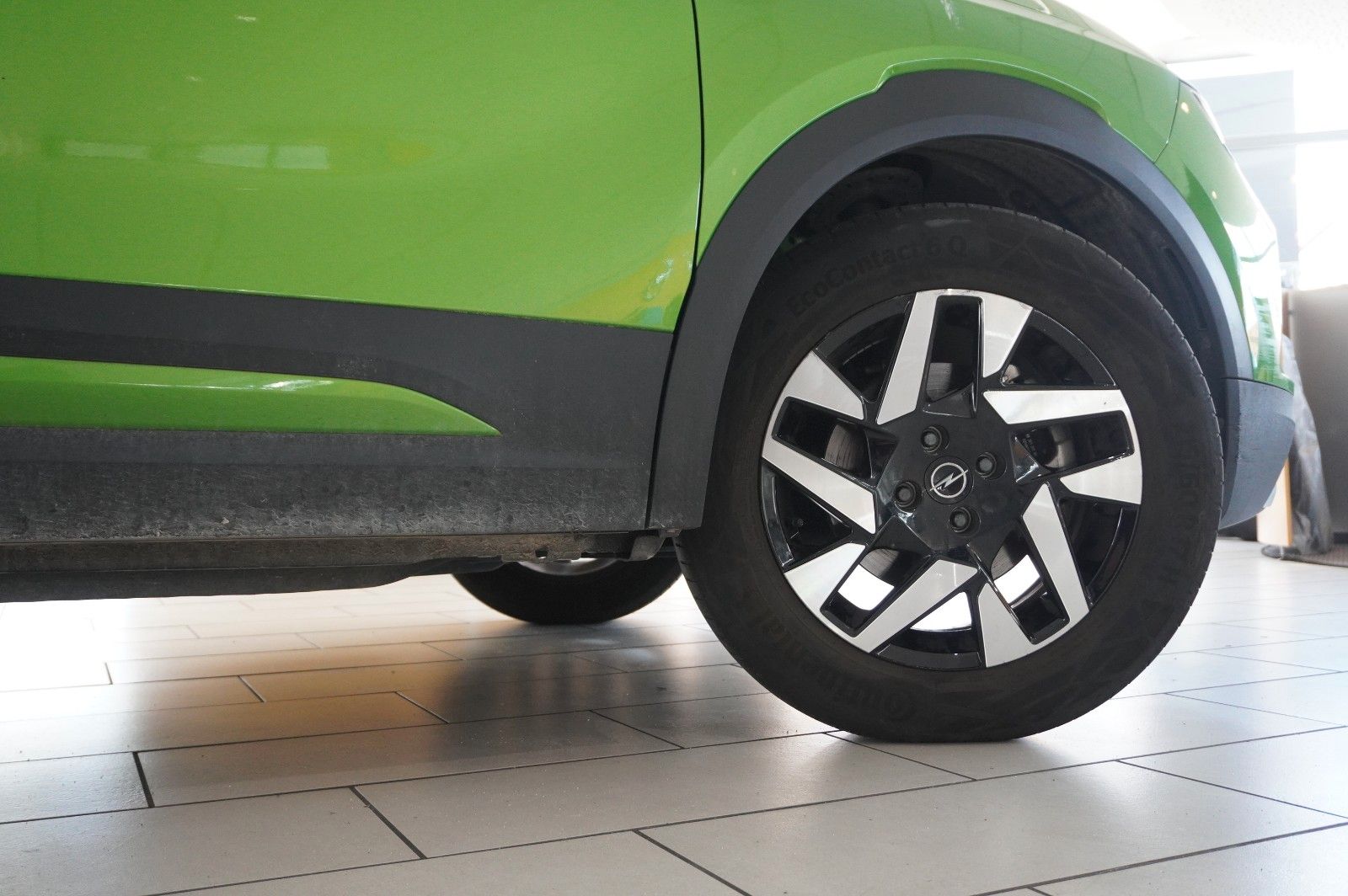 Fahrzeugabbildung Opel Mokka-e ELEGANCE 3-PHASIG NAVI/LED/KAMERA/SPORT