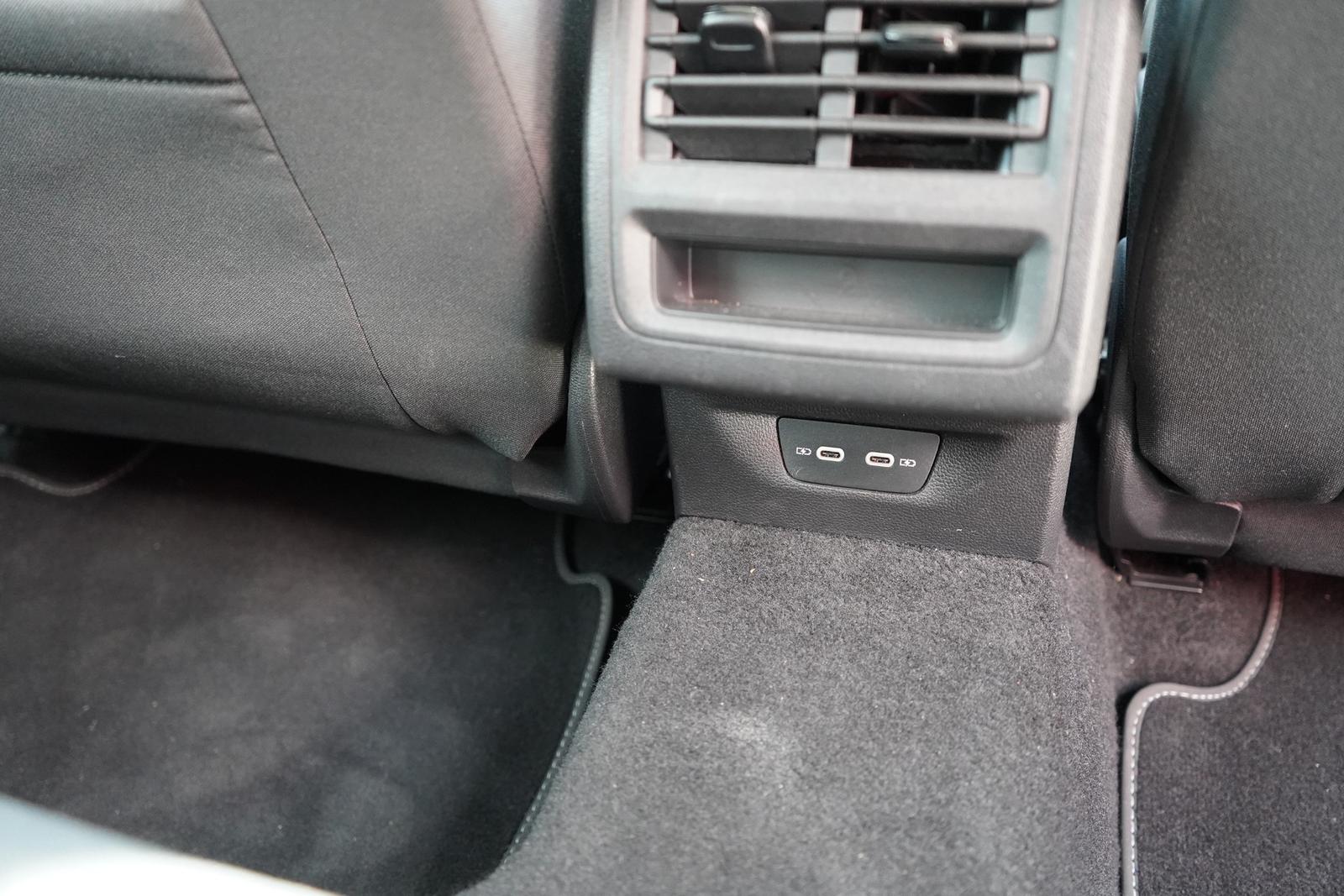 Volkswagen Golf VIII Variant Life eTSI LED Navi App-Connect