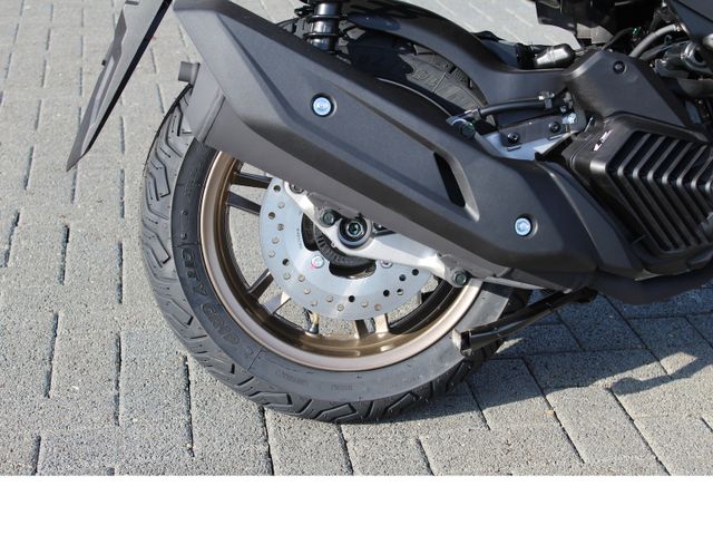 Honda Forza125 Special Edition