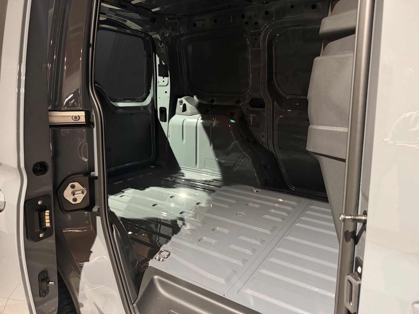 Volkswagen Caddy - Bild 11