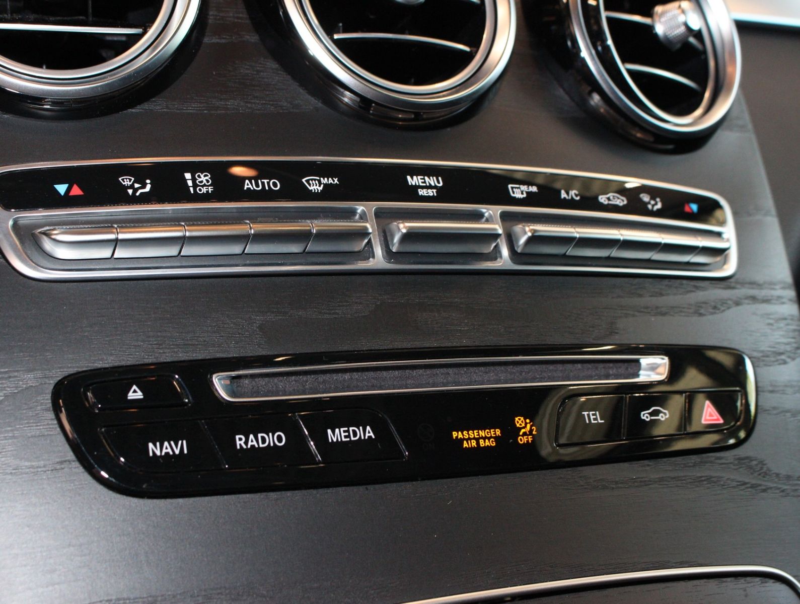 Fahrzeugabbildung Mercedes-Benz GLC 350 d 4MATIC AMG Line *PNRM*Kamera*AHK