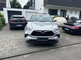 Toyota Highlander XLE 7-Sitzer - Toyota Highlander: Geländewagen