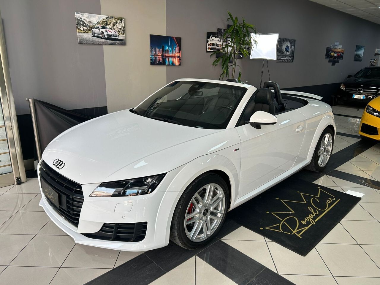 AUDI Audi TT Roadster 2.0 TFSI quattro S tronic line