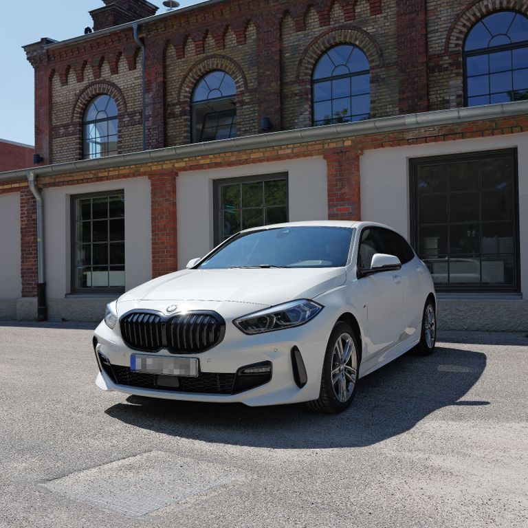 Image of BMW 118