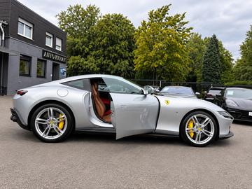 صورة مصغرة 38 لـ 2021 Ferrari ROMA