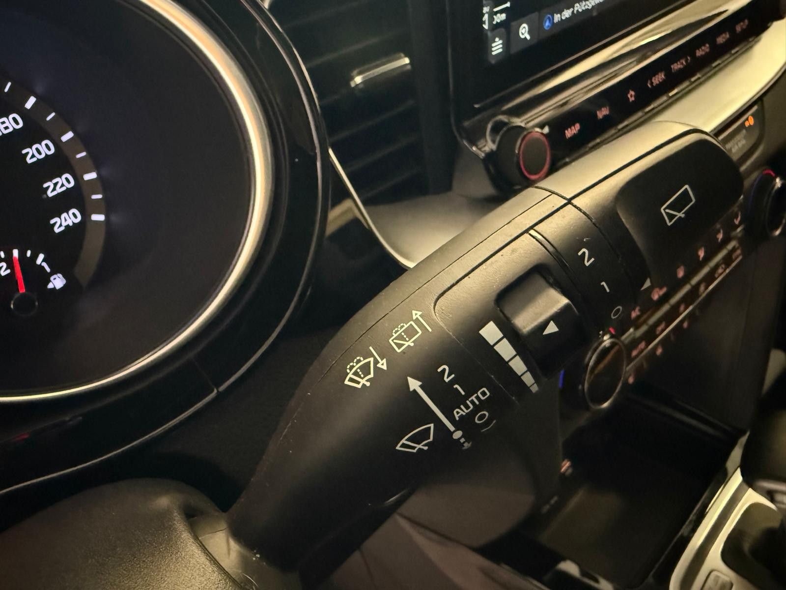 Fahrzeugabbildung Kia XCeed 1.5 TGDI Mild Hybrid Spirit / WENIG KM/LED