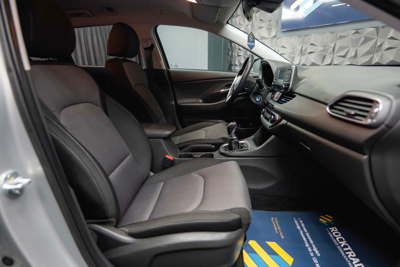 Fahrzeugabbildung Hyundai i30 cw Select Sport *1.Hand*Top Zustand*Klima*