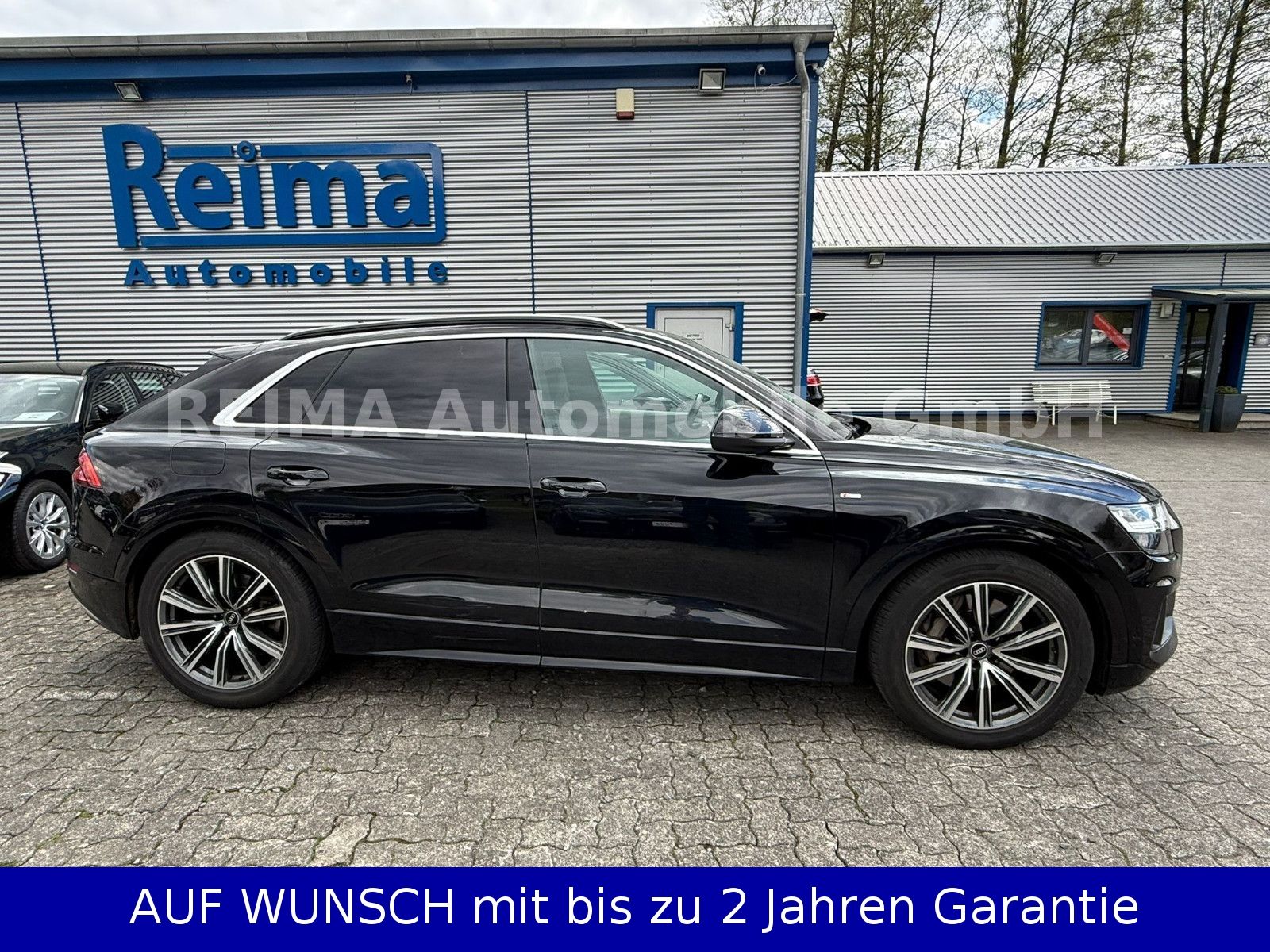 Fahrzeugabbildung Audi Q8 55 TFSI e quattro S-Line, HUD, ACC, AHK