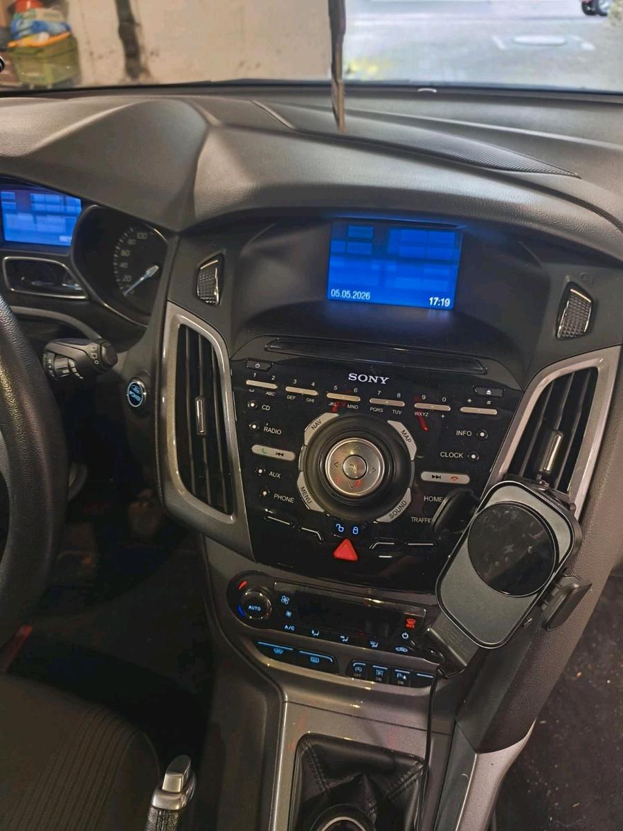 Ford Focus 2013 — engine 125 HP (92kW)