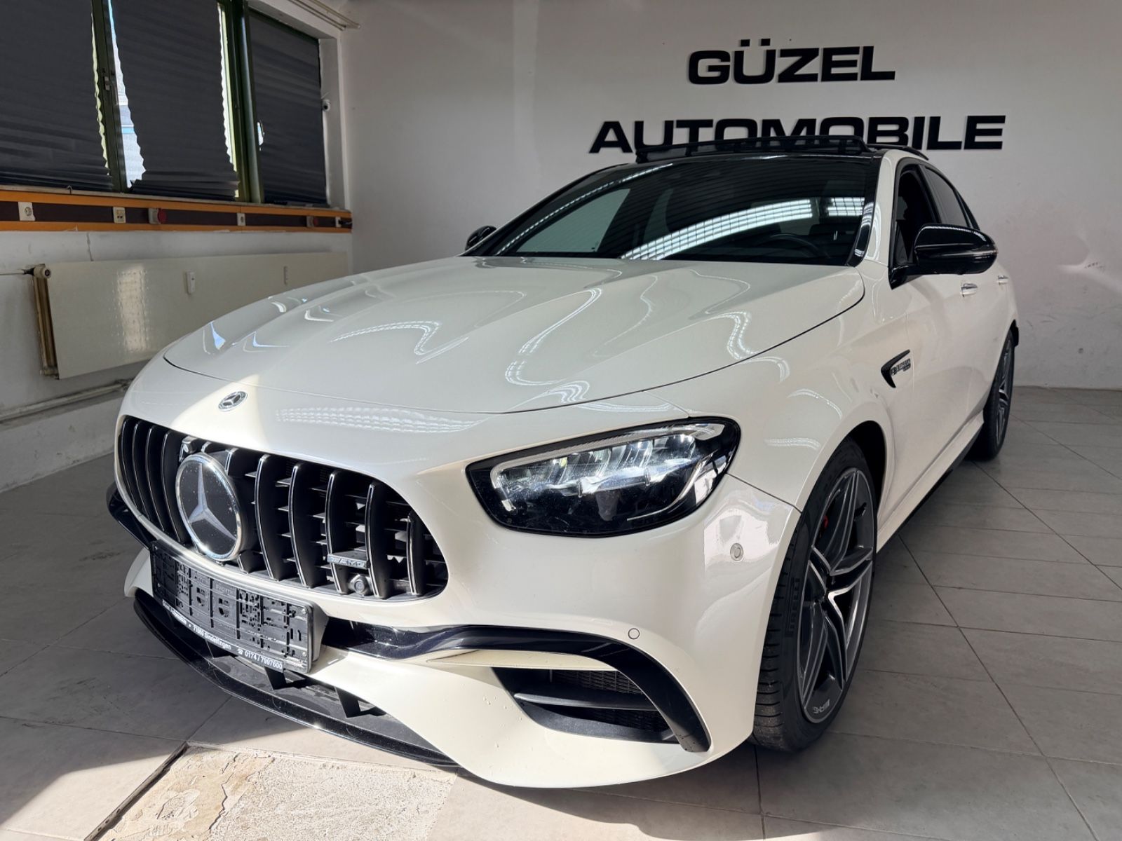 MERCEDES-BENZ E 63 S AMG 4Matic+/HUD/DIST/BURMESTER/NIGHT/PANO