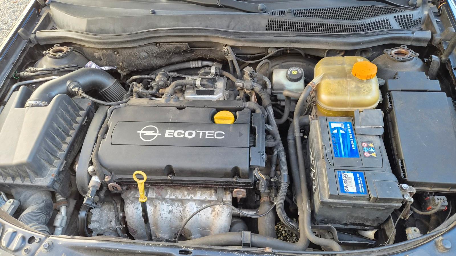 Opel Astra 2009 — photo 5