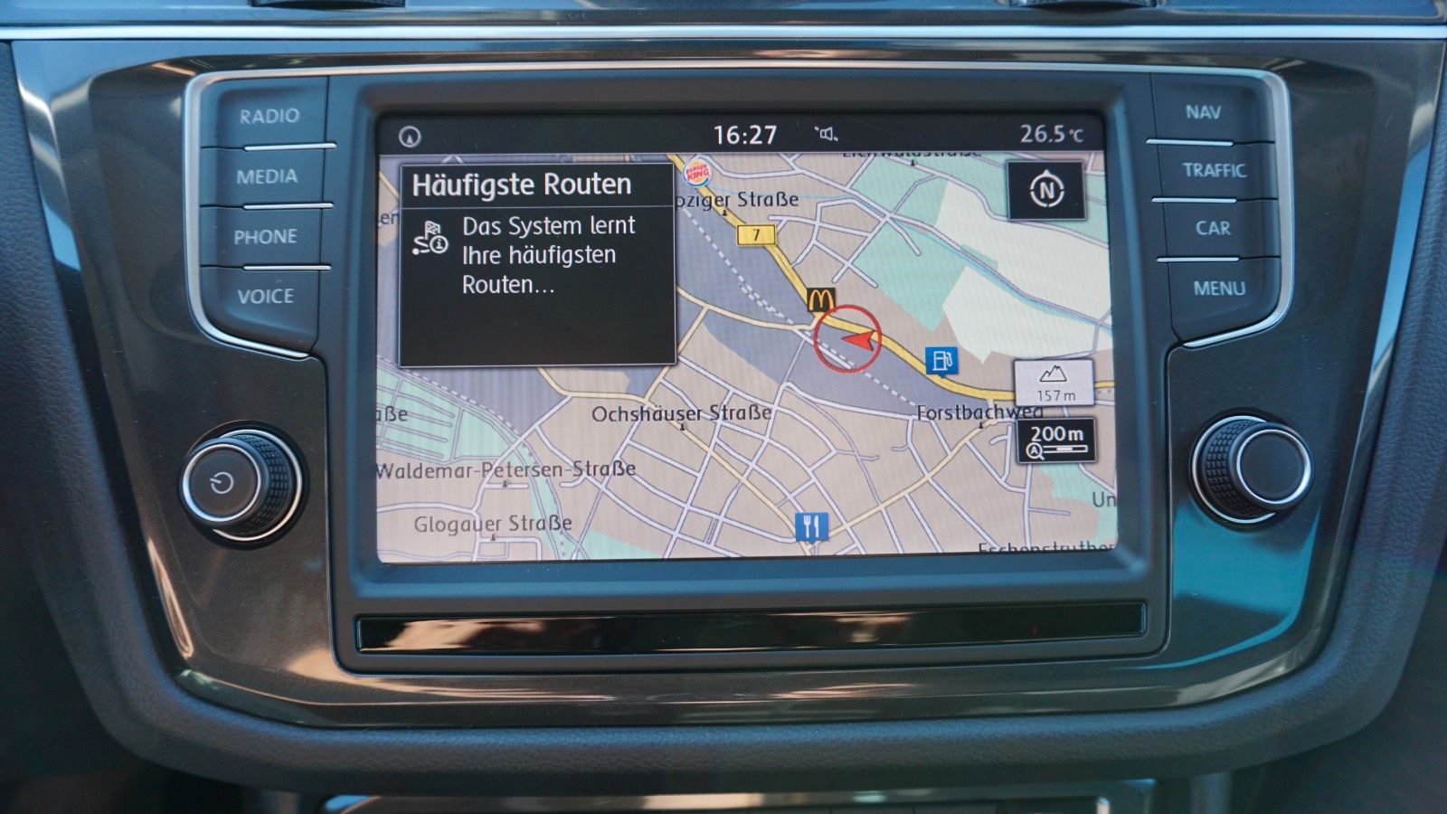 Fahrzeugabbildung Volkswagen Tiguan Comfortline BMT, LED,Navi,PDC, AHK el.
