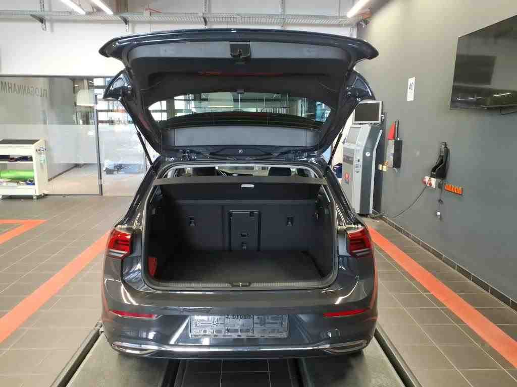 Volkswagen Golf - Bild 10