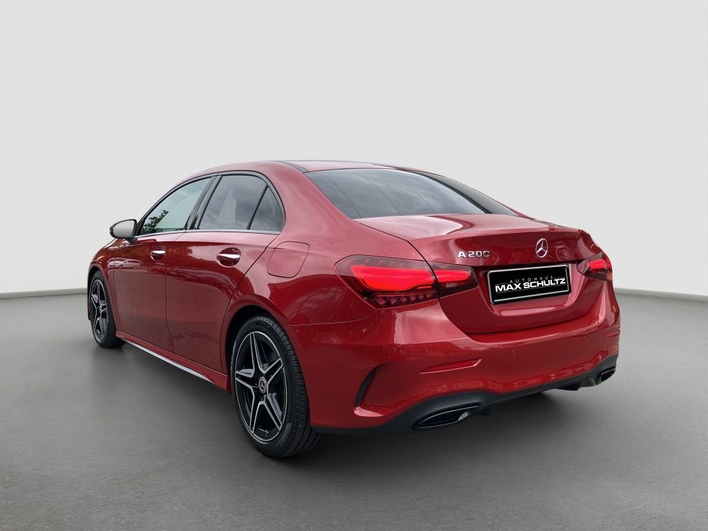 Fahrzeugabbildung Mercedes-Benz A 200 Limousine AMG*NIGHT*DISTR*STANDH*AHK*KEYL