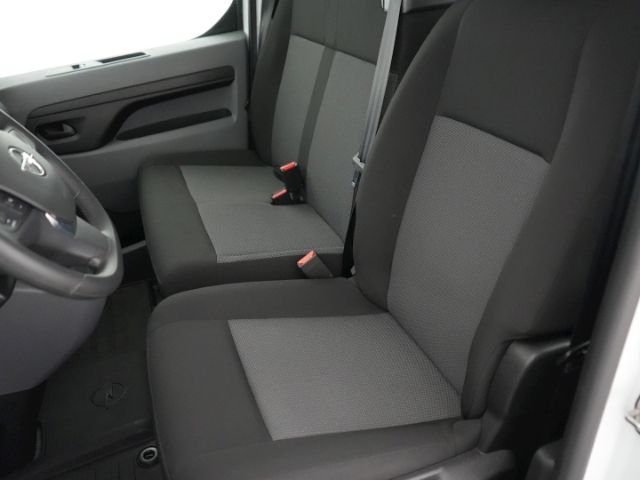 Vivaro C KOMBI M CDTI 9-SITZER+NAVI+SCHIEBETÜR+B