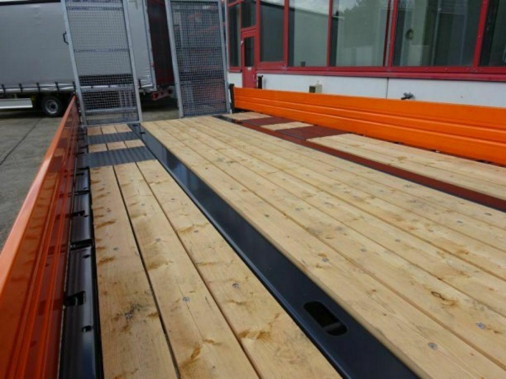 Möslein  Neuer Tandemtieflader