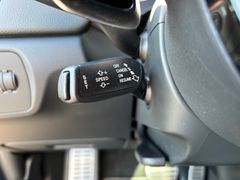Fahrzeugabbildung Audi RSQ3 2.5 TFSI S tronic quattro Pano - Bose - LED