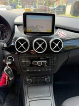 Mercedes-Benz B 200  200 CDI** 1Hd**Navi** Memory**Gepflegt** - gebrauchte Mercedes-Benz B 200 aus dem Jahr 2012