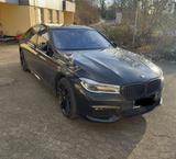 BMW 750d xDrive - M Paket Fondpaket TV Voll - BMW 7er Reihe in Bielefeld