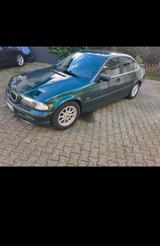 BMW 323i -325i - BMW 323 aus 2000: 323i