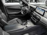 BMW 520d TOURING+HuD+HiFi+DA PROF+PA - BMW 520