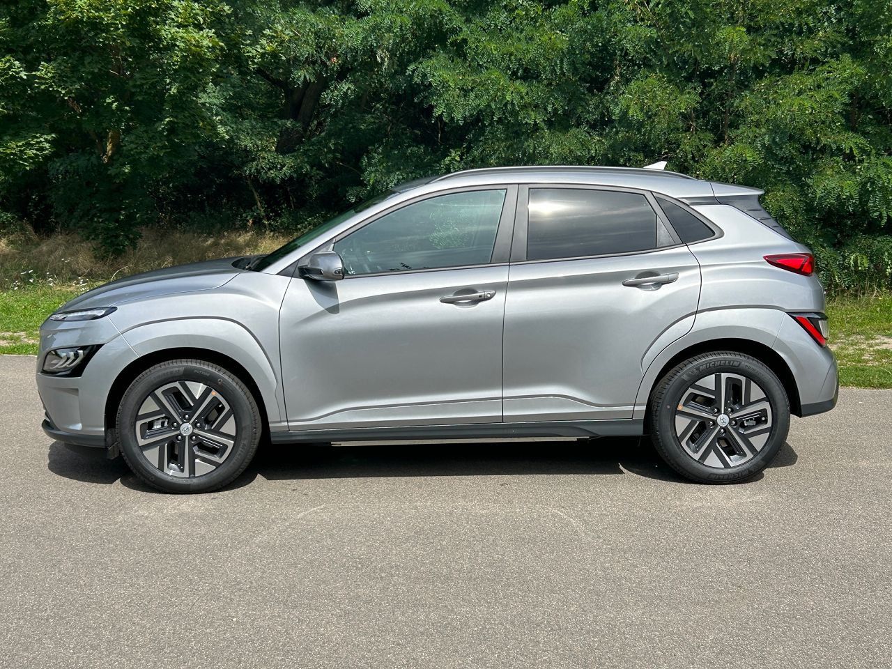 Fahrzeugabbildung Hyundai Kona EV Prime 150kW MY23*NAVI*RFK*MIETKAUF*TT