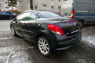 Fahrzeugabbildung Peugeot 207 CC Cabrio-Coupe Roland Garros