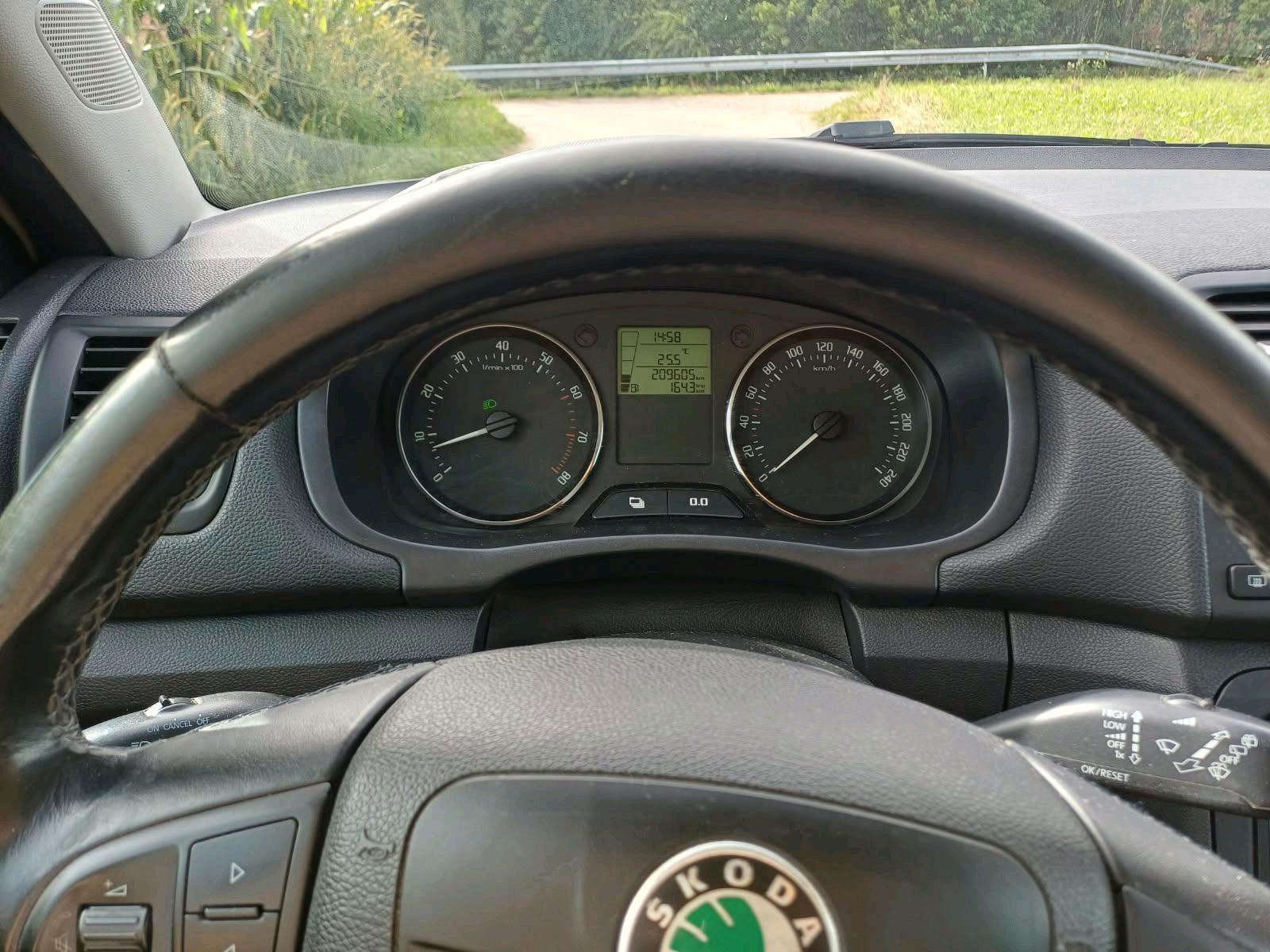 Skoda Fabia 2011 — photo 12