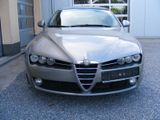Alfa Romeo 159 Sportwagon 2.4 JTDM 20V Progression - Alfa Romeo 159 mit Diesel-Antrieb: Kombi, 2.4