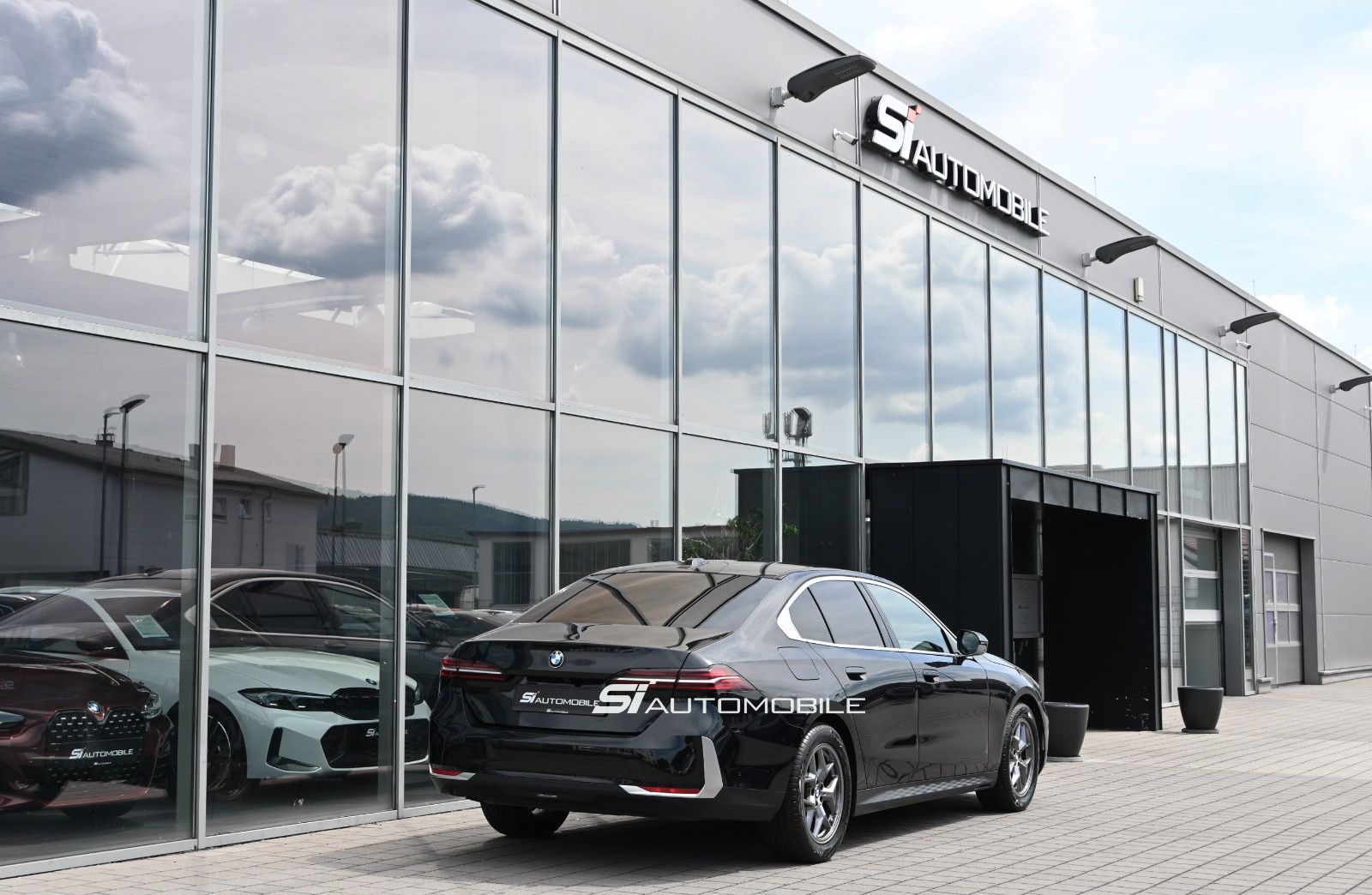 Fahrzeugabbildung BMW 520d xDr. °ACC°Merino°STANDHEIZ°360°PANO°SITZBEL