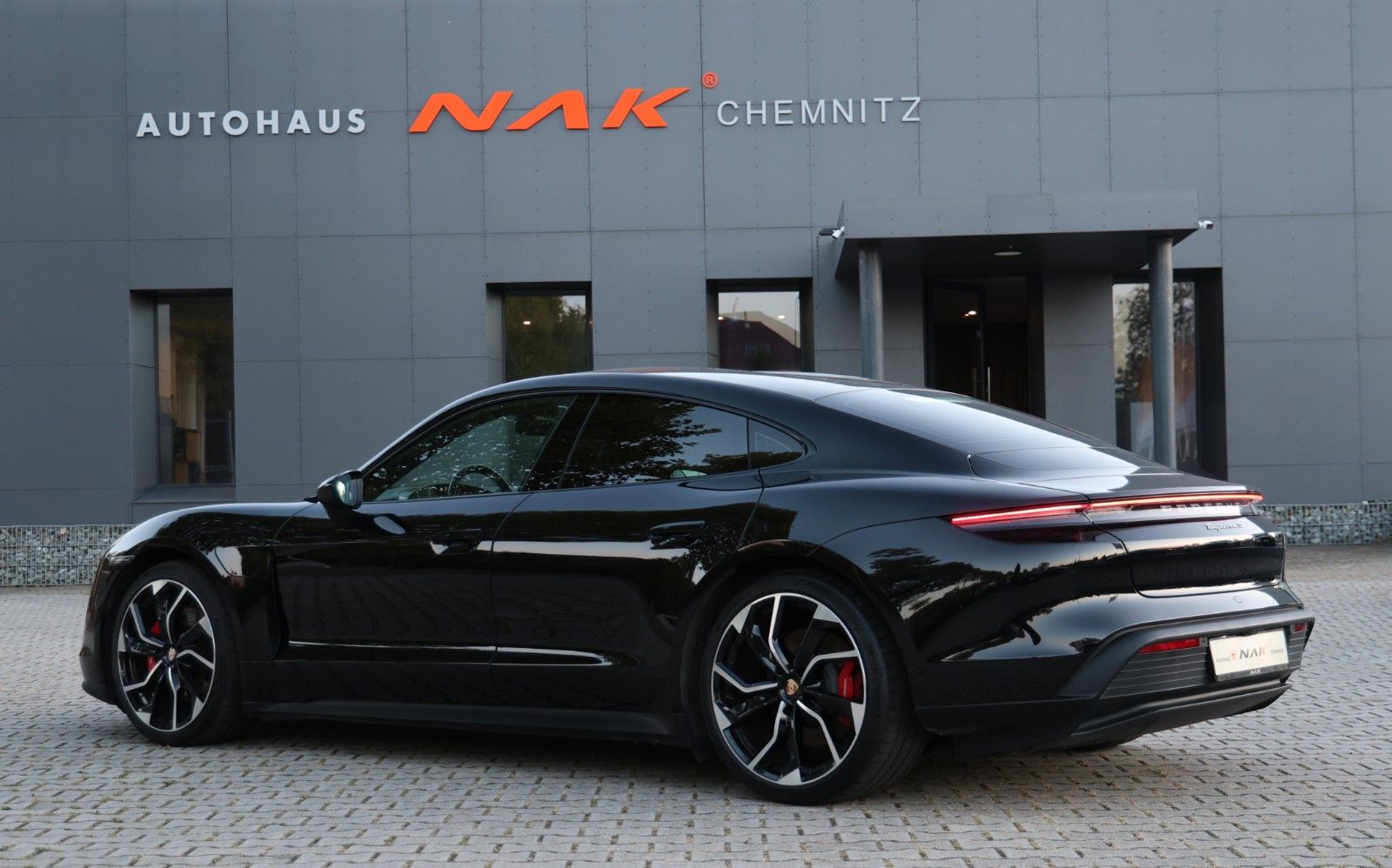 Porsche Taycan 4S Luftfederung Porsche-Service DAB 21'' foto 7