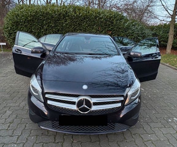 MERCEDES-BENZ Mercedes A180 AMG Modell 