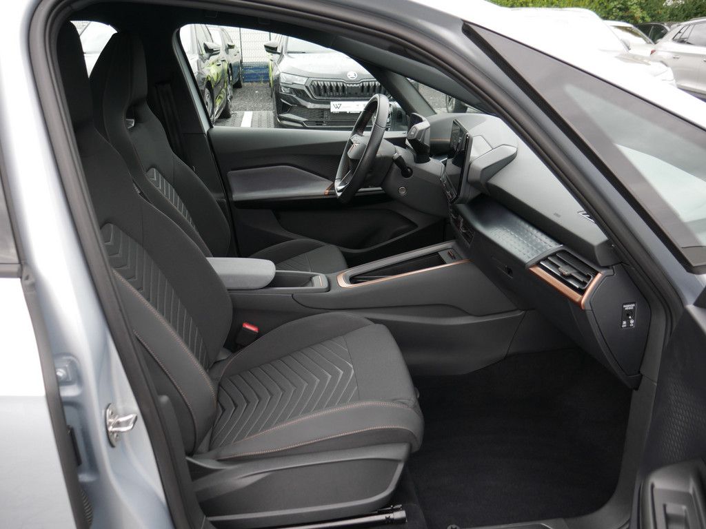 Cupra Born 170 77kWh NAVI ACC HUD LED WÄRMEPUMPE BEATS imagem 3