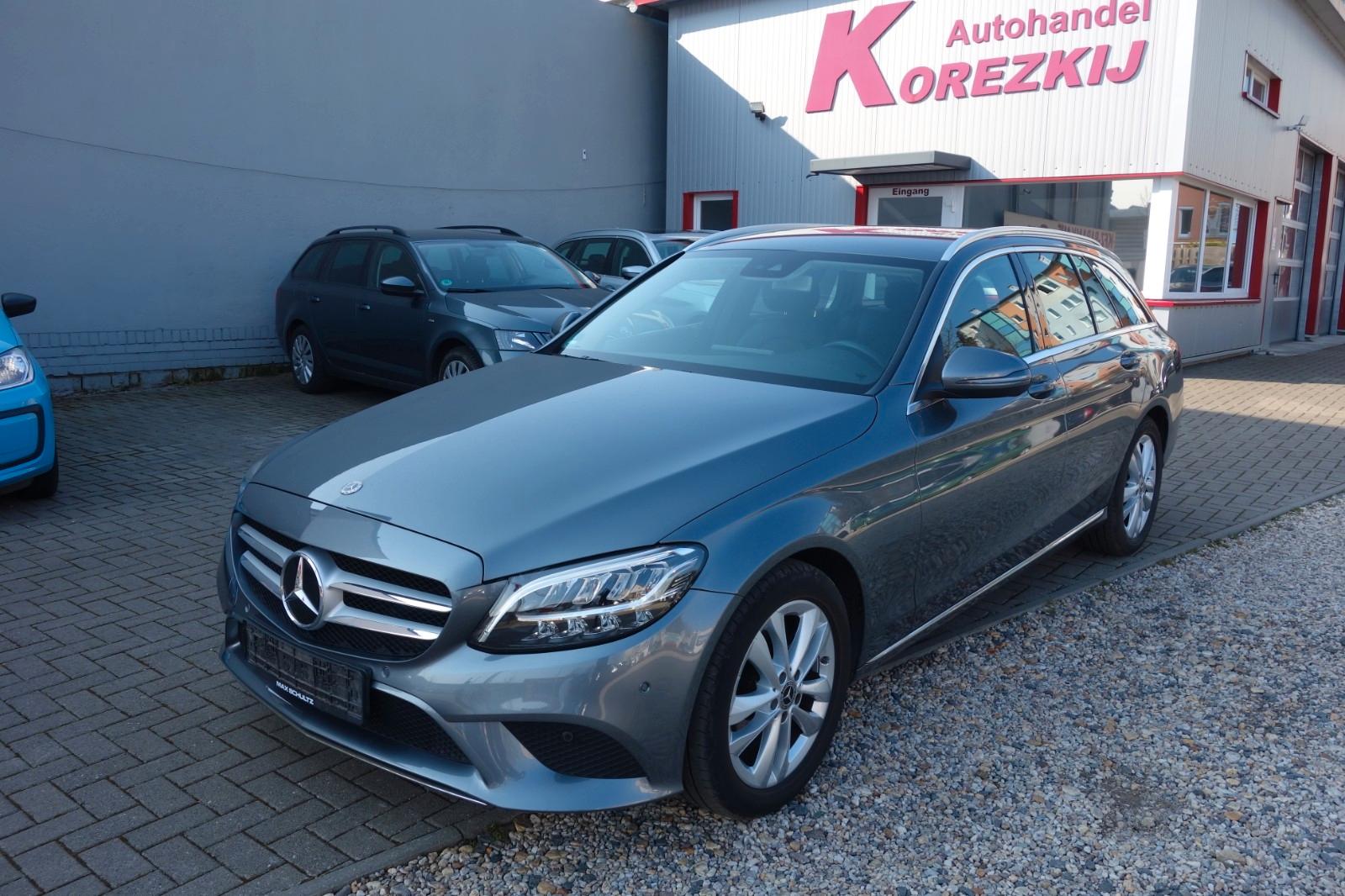 Mercedes-Benz C 180 T-Modell CGI 2.HD/LED/KAMERA/AHK/NAVI/TEMP