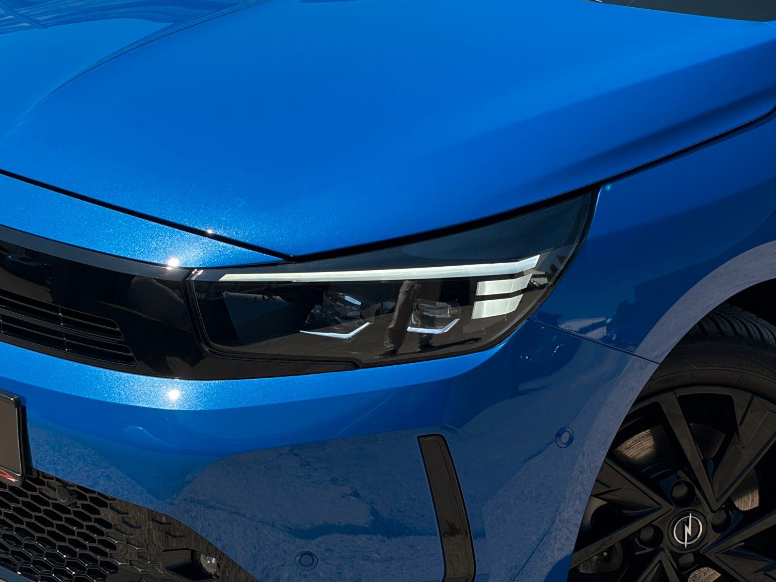 Fahrzeugabbildung Opel Corsa F GS 1.2 Turbo LHZ SHZ CAM LED CarPlay