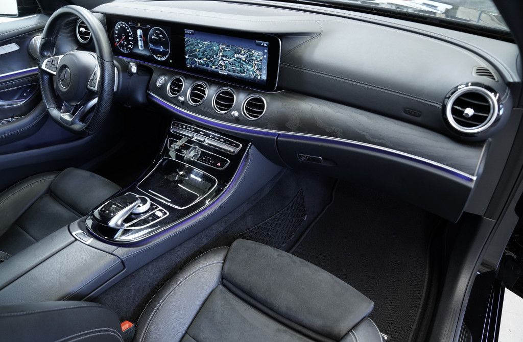 Mercedes Benz E 200