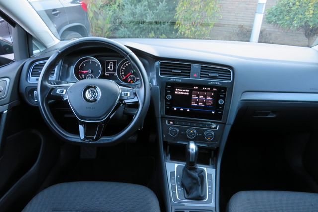 Fahrzeugabbildung Volkswagen Golf  Comfortline 2.0 TDI DSG NAVI/APP SITZH. 1H