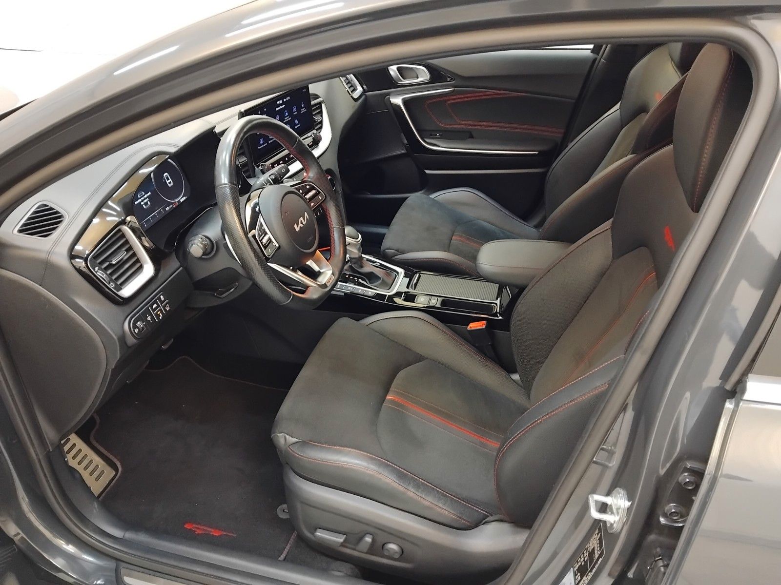 KIA pro_cee'd (07/2022, Benzin)
