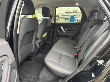 Land-Rover Discovery - 11