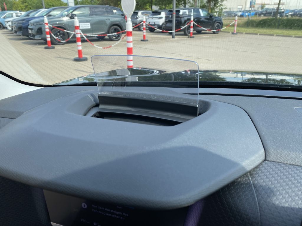 Fahrzeugabbildung Citroën C4 PT 130 S&S *Automatik* MAX *beh. Lenkr*HeadUp