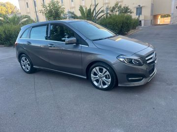 Mercedes B 180 - 12