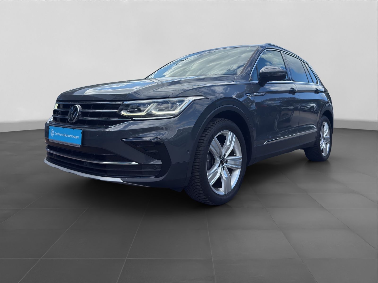 Volkswagen Tiguan 1.5 TSI DSG ELEGANCE LM19 NAVI AHK STANDH foto 2