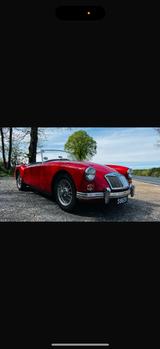 MGA / Tausch Inzahlungnahme  - aus 1958 mit Benzin-Antrieb: Cabrio