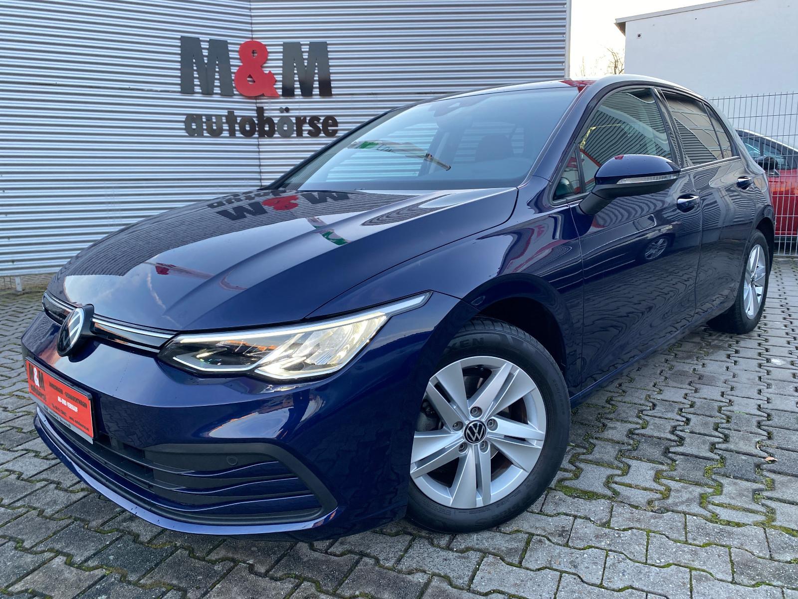 Volkswagen Golf VIII Lim. Life ACC/PDC/LED/Assistenz/Sitzhz