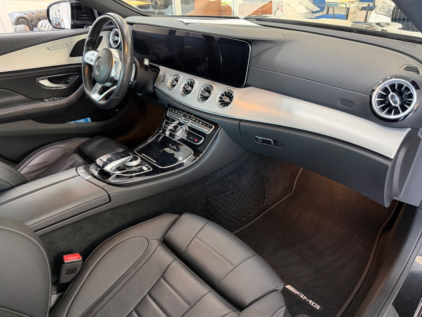 Fahrzeugabbildung Mercedes-Benz CLS 350 4Matic*AMG-Line*1.Hd