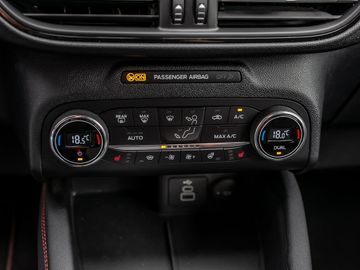 Ford Kuga 2.5 Plug-In Hybrid ST-Line X Kamera B&O