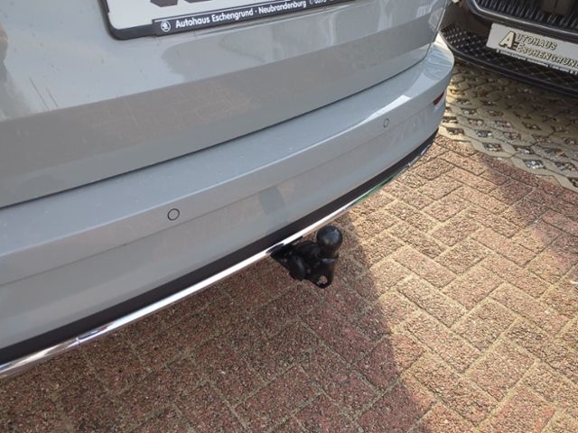 Fahrzeugabbildung SKODA Karoq 1.5 TSI Sportline AHK NAVI KAMERA