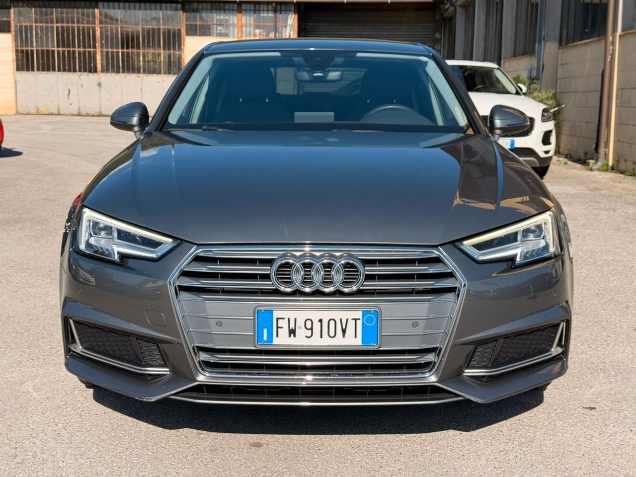 Audi A4 35 TDI S tronic Sport imagem 2