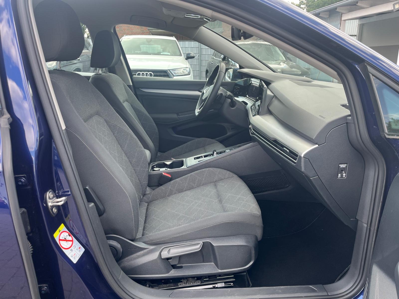 Volkswagen Golf VIII Mild-Hybrid eTSI Life Variant Navi, миниатюра 13