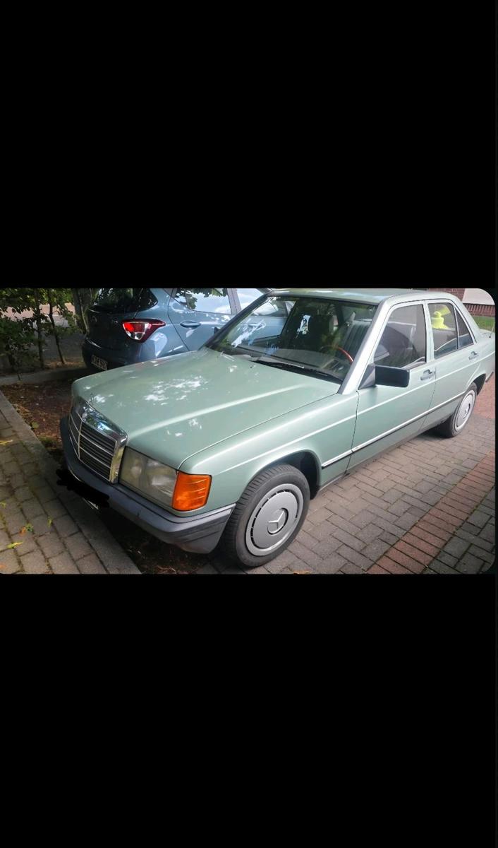 Mercedes-Benz 190